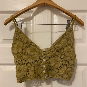 UO Crop Top: Size M